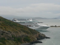 Cruise liner leaving Otago Harbour