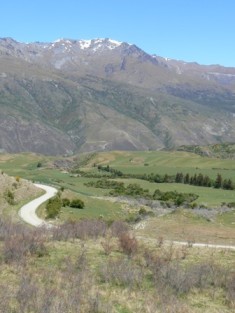 Picturesque valley off the Crown Range Road, Royal Burn above the Gibbston Valley